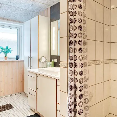 10 Person In Farevejle-by Traum * Fårevejle